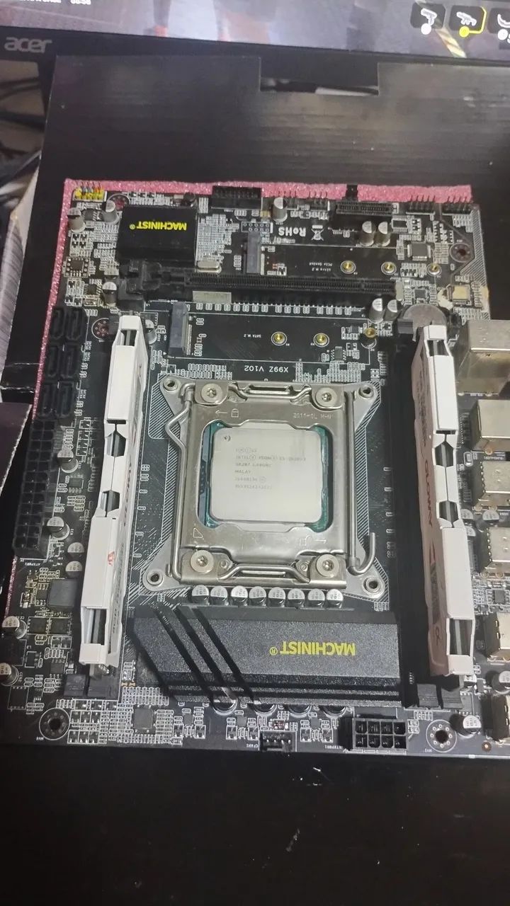 Kit X99 + Xeon + Memórias DDR4