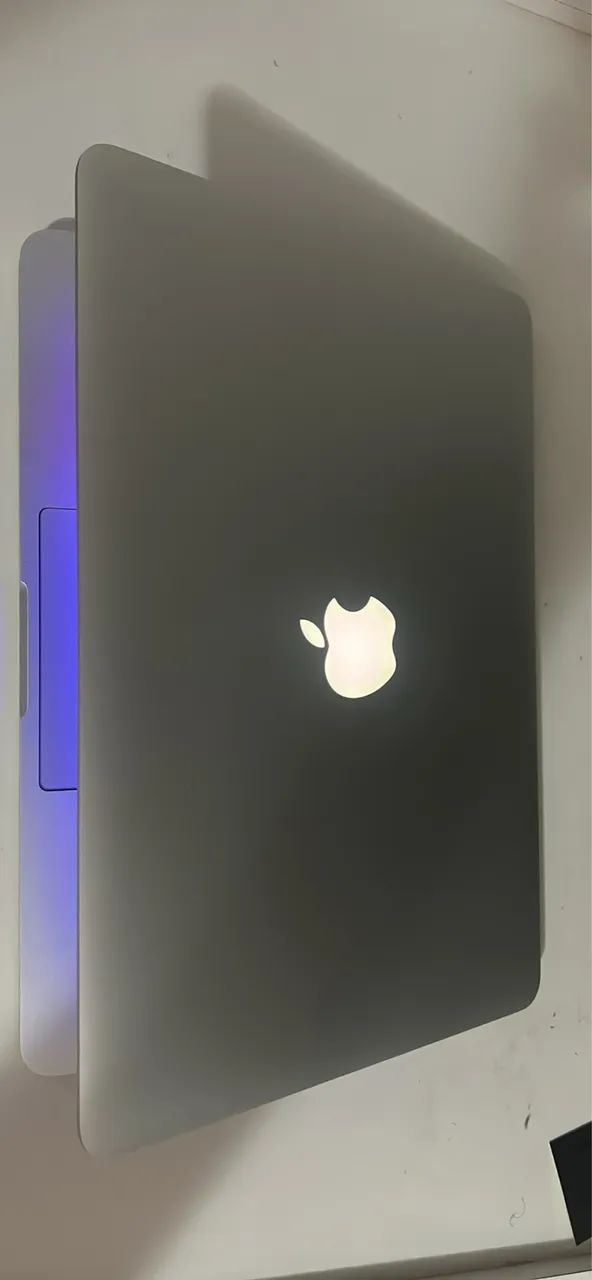 MacBook Pro Retina 2015 1TB SSD BATERIA C/ 9 CICLOS - Foto 3
