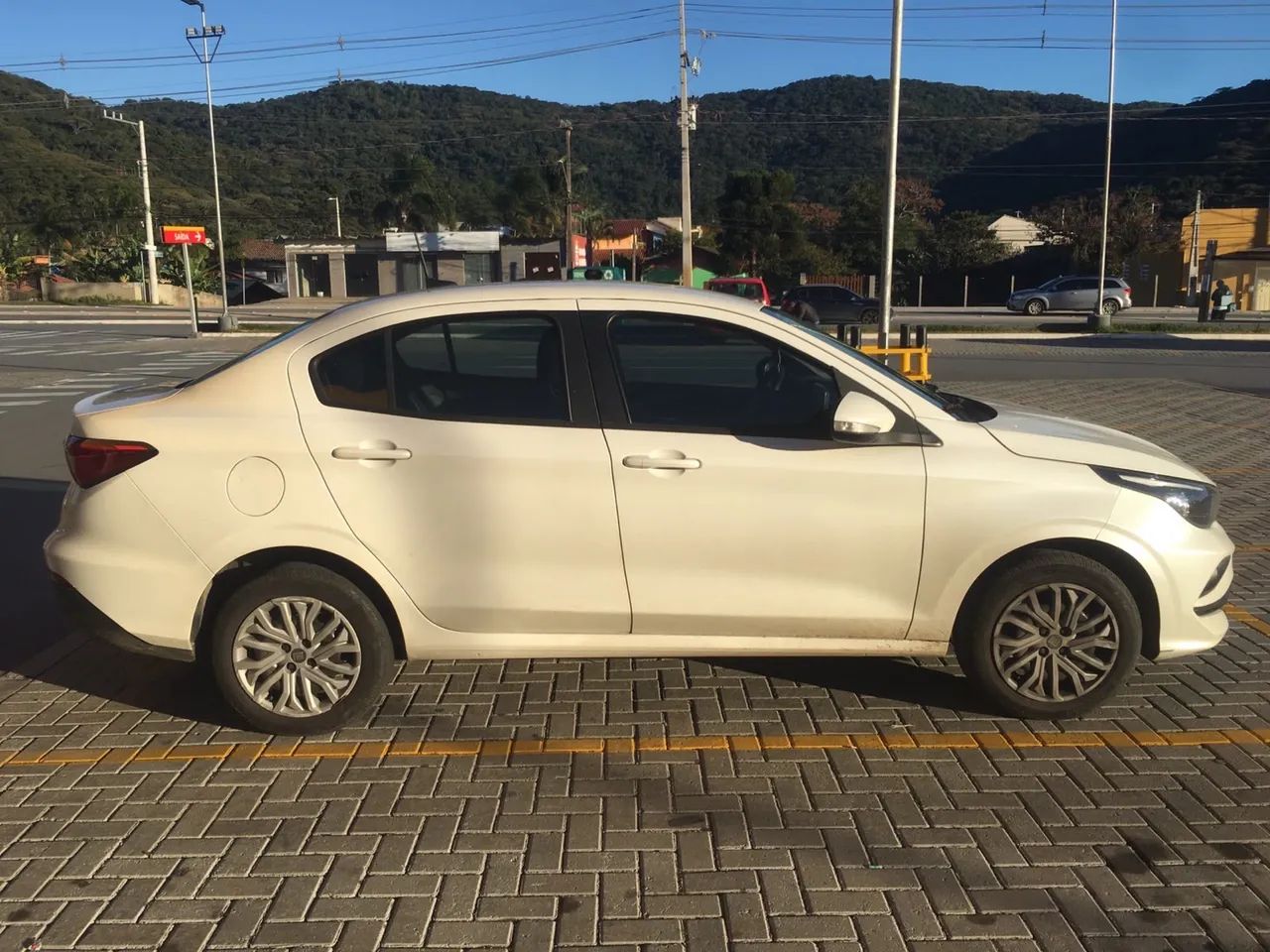 Fiat Cronos Drive 1.3 8V Flex 2022 - Foto 4