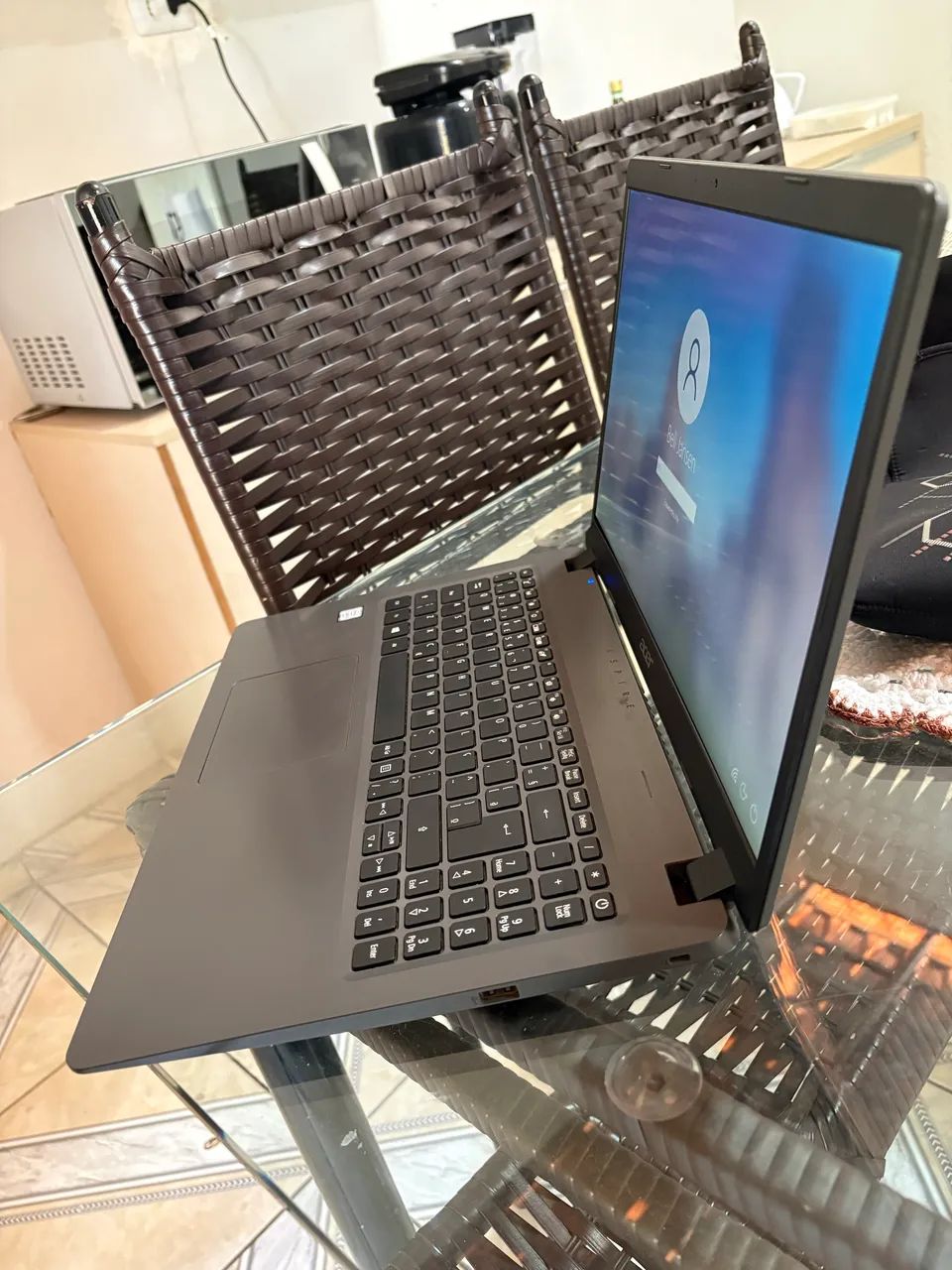 Vendo notebook Acer Aspire i3 - Foto 2