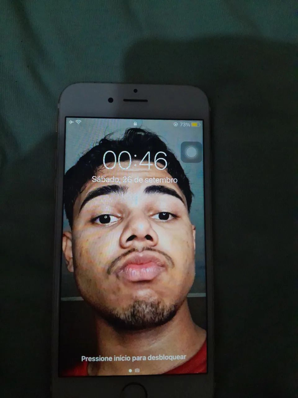 IPHONE 6s DOURADO DE 64GB