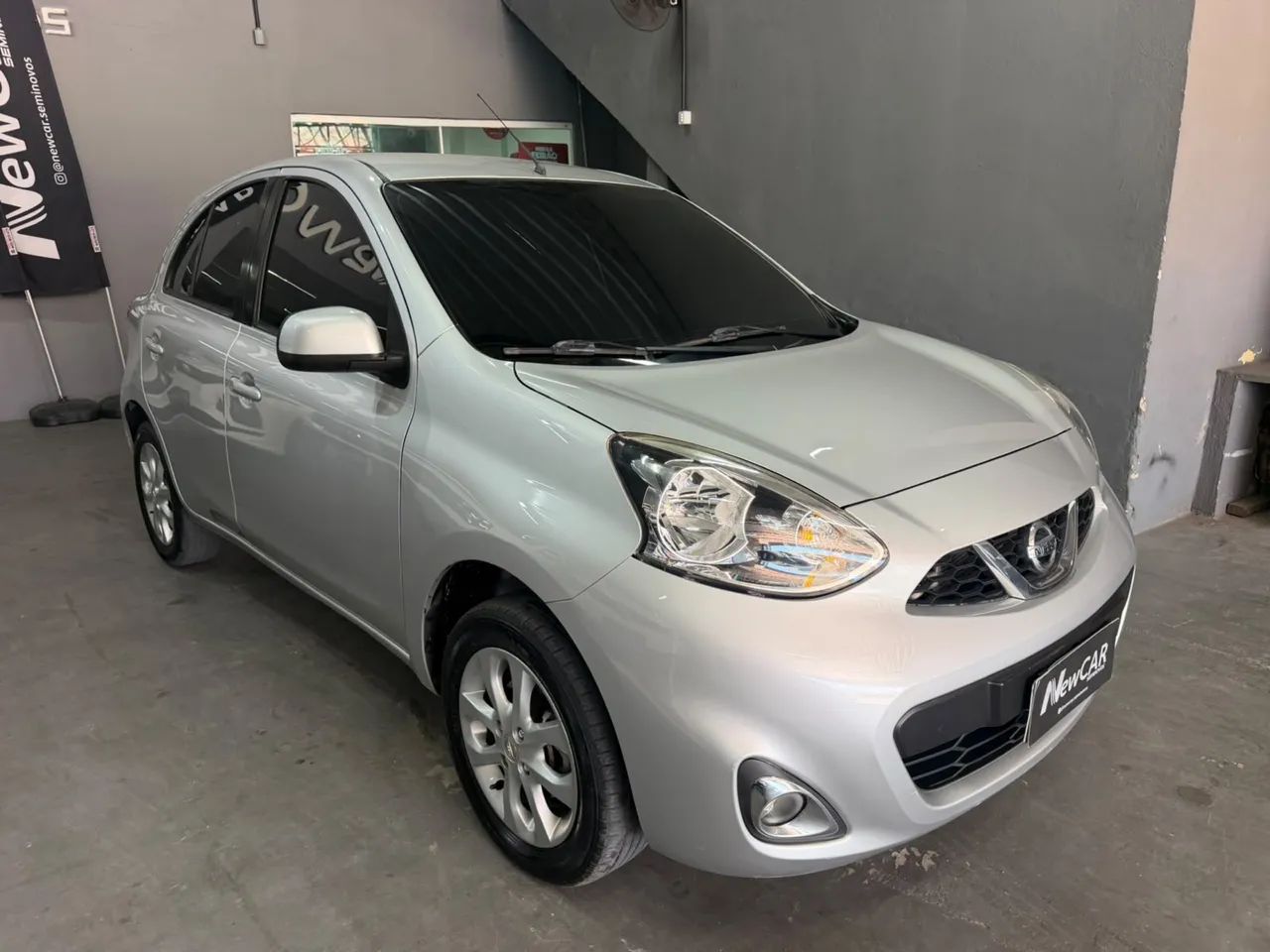 Nissan March 1.0 12V FLEX 5P 2017