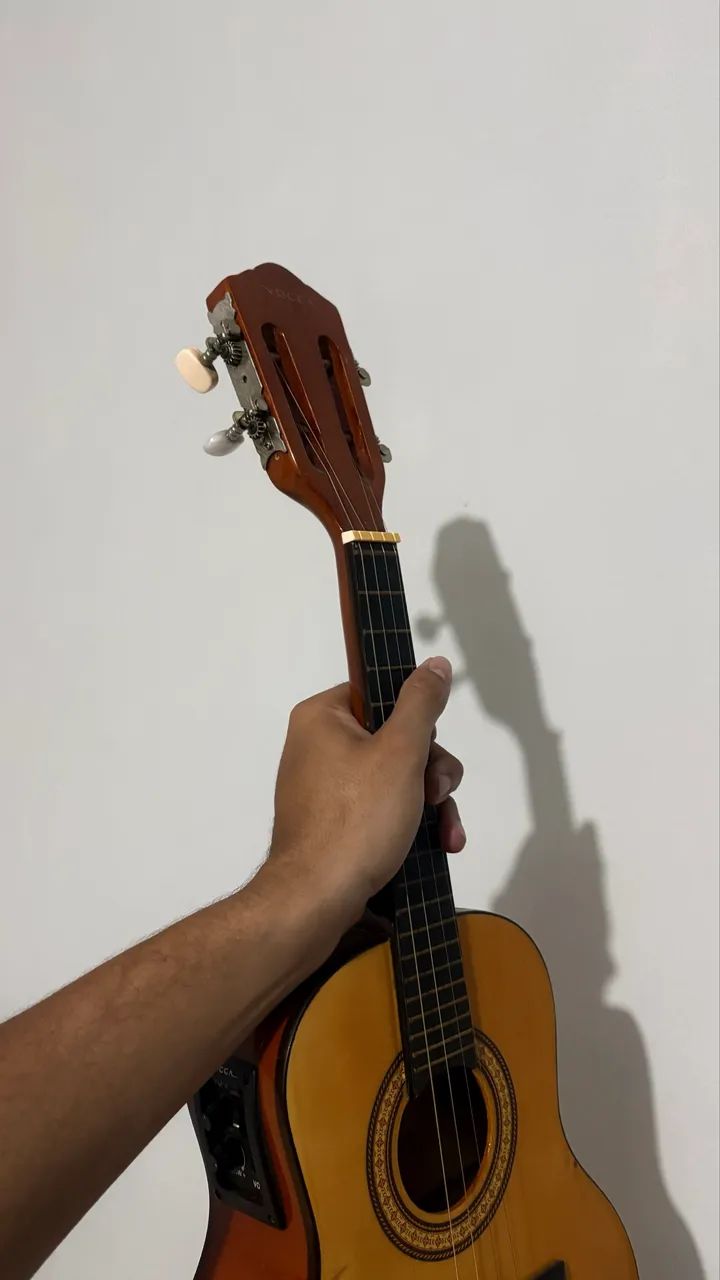 Cavaquinho elétrico - Foto 2