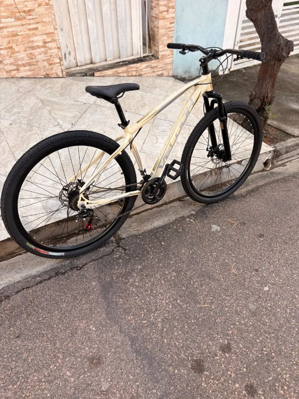 Bicicleta Mountain GW Falcon Aro 29