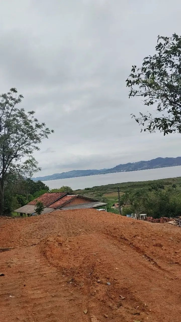 Vende-se terreno em Imaruí 