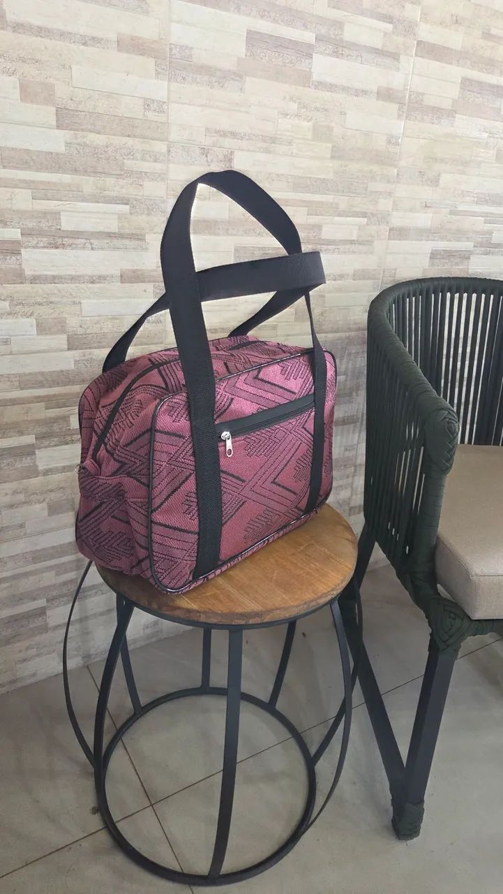 Bolsa Feminina + Necessaire - Conjunto Elegante e Prático - Foto 3