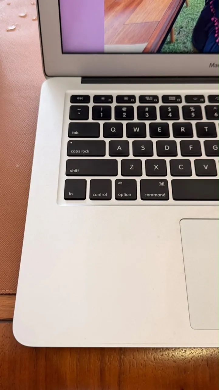 MacBook Air 2017 - Foto 3