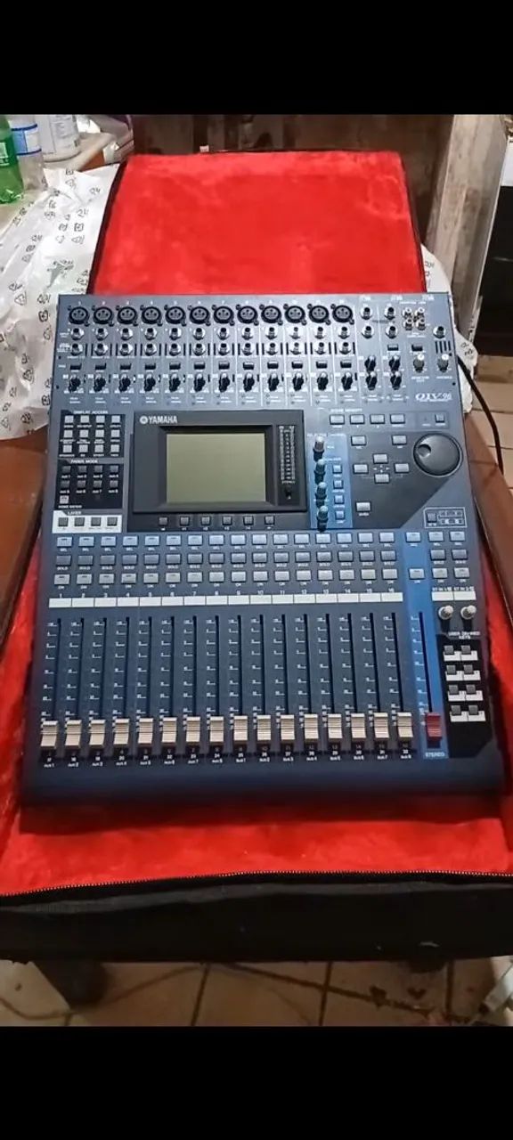 Mesa digital e dois ADDAs Behringerr  - Foto 3