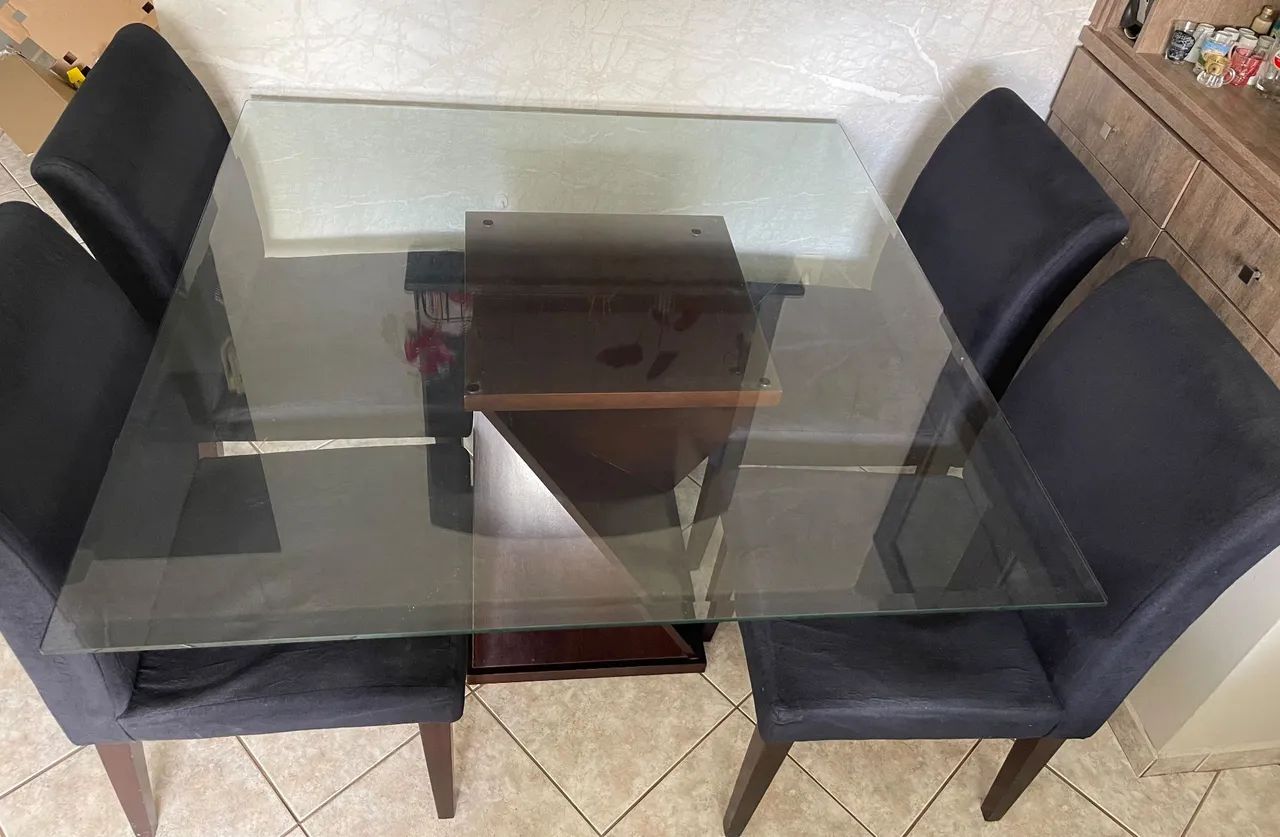 Mesa com 4 cadeiras  - Foto 5