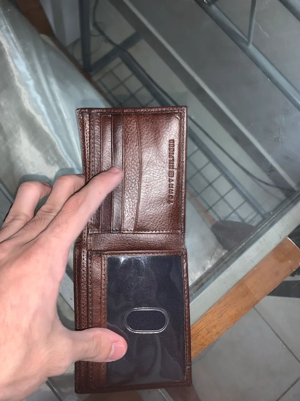     Carteira Tommy Hilfiger Original Couro Marrom