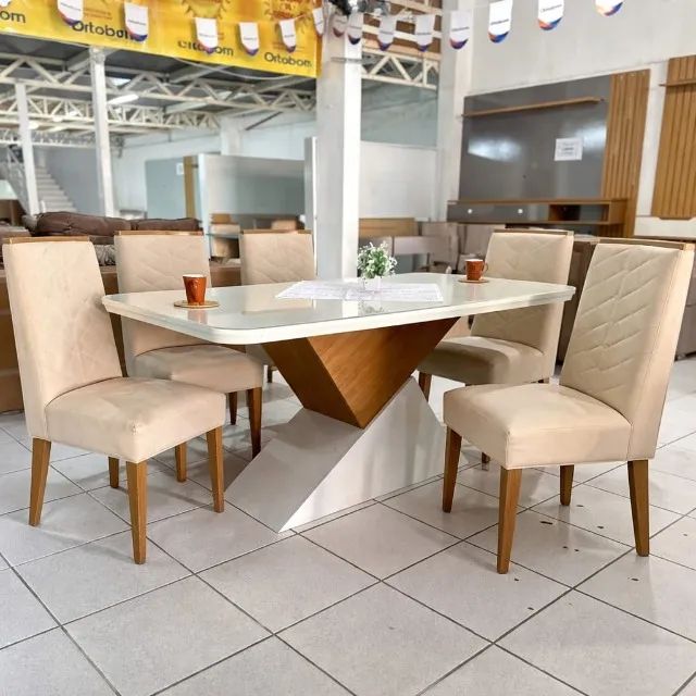 Mesa de jantar // 6 lugares a pronta entrega 