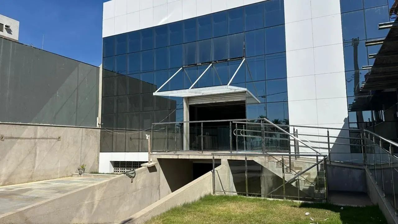 Ponto Comercial na Dante Michelini - Preço a Consultar - Foto 2