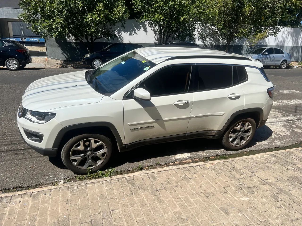 Jeep Compass COMPASS LONGITUDE 2.0 4x4 Dies. 16V Aut. 2019