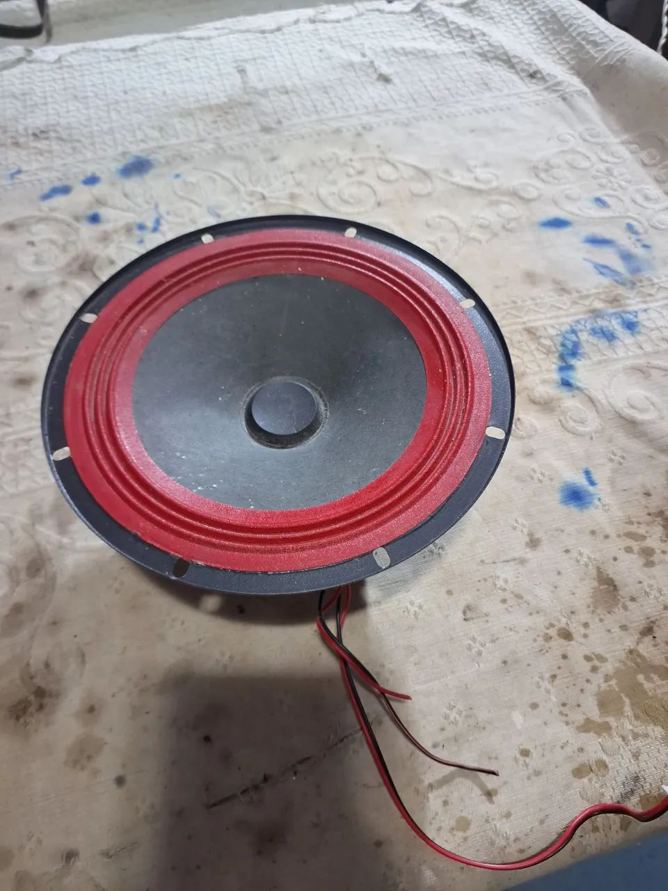 Alto-falante 8 polegadas. 4 ohms. 60w funcionando 