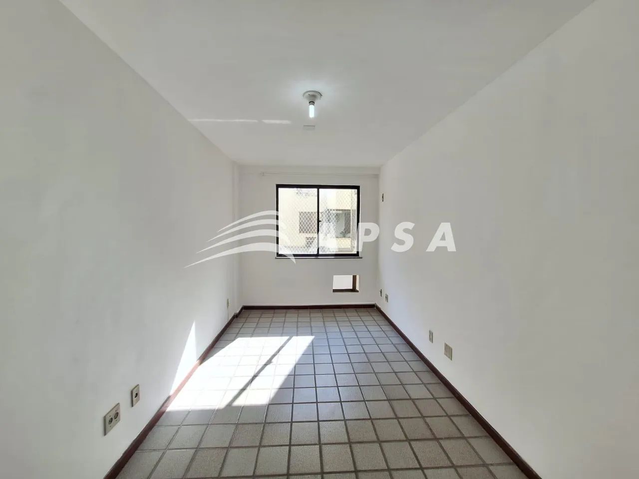EXCELENTE APARTAMENTO COM 80M², 2 QUARTOS SENDO 1 SUÍTE, BANHEIRO SOCIAL, SALA , VARANDA,  - Foto 5