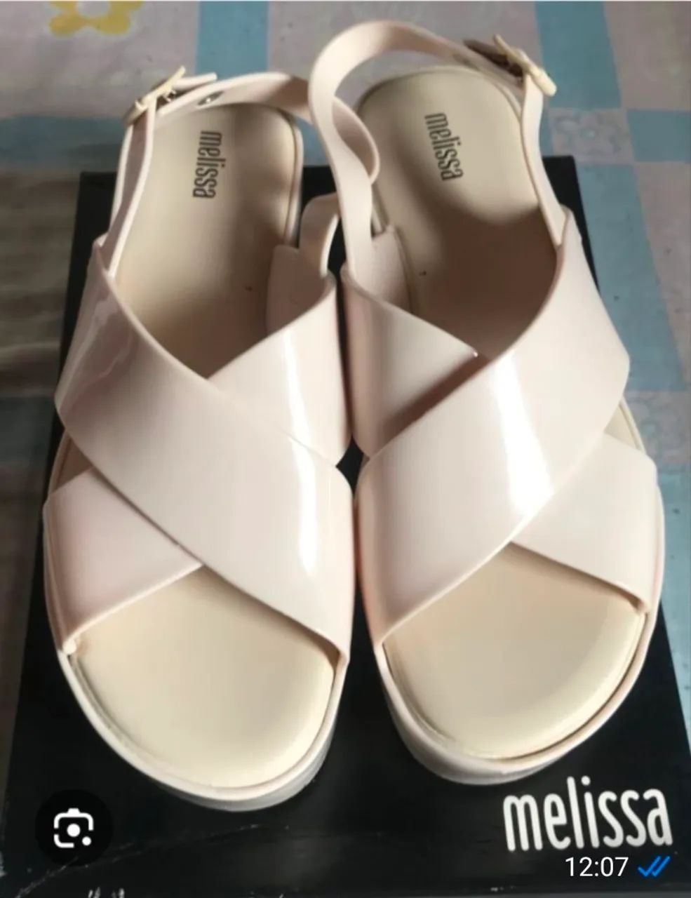 Sandalia melissa