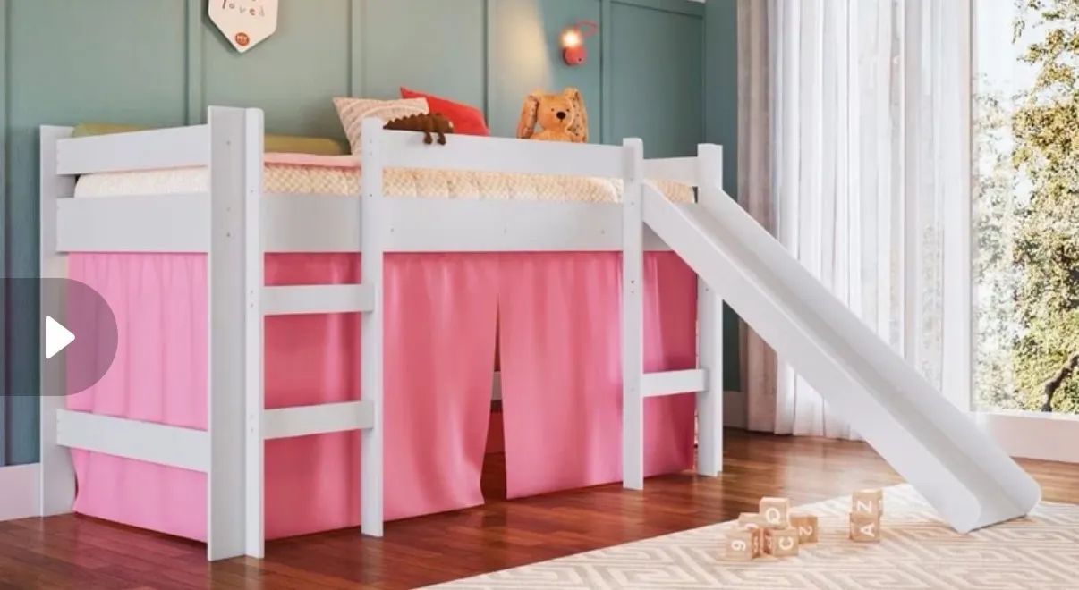 Cama infantil com escorregador 
