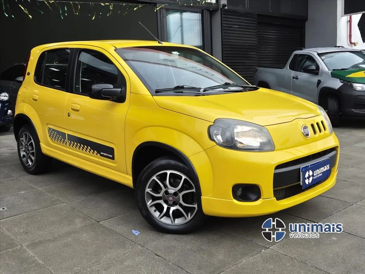 Fiat Uno Sporting 1.4 EVO Fire Flex 8V 4P 2013 - Foto 3