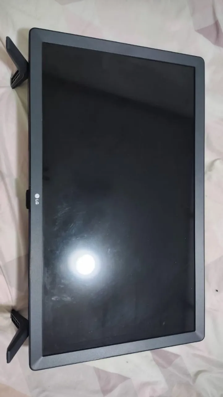 LG 32インチ ディスプレイ 32SE3KE-B ジャンク品 display lg 32