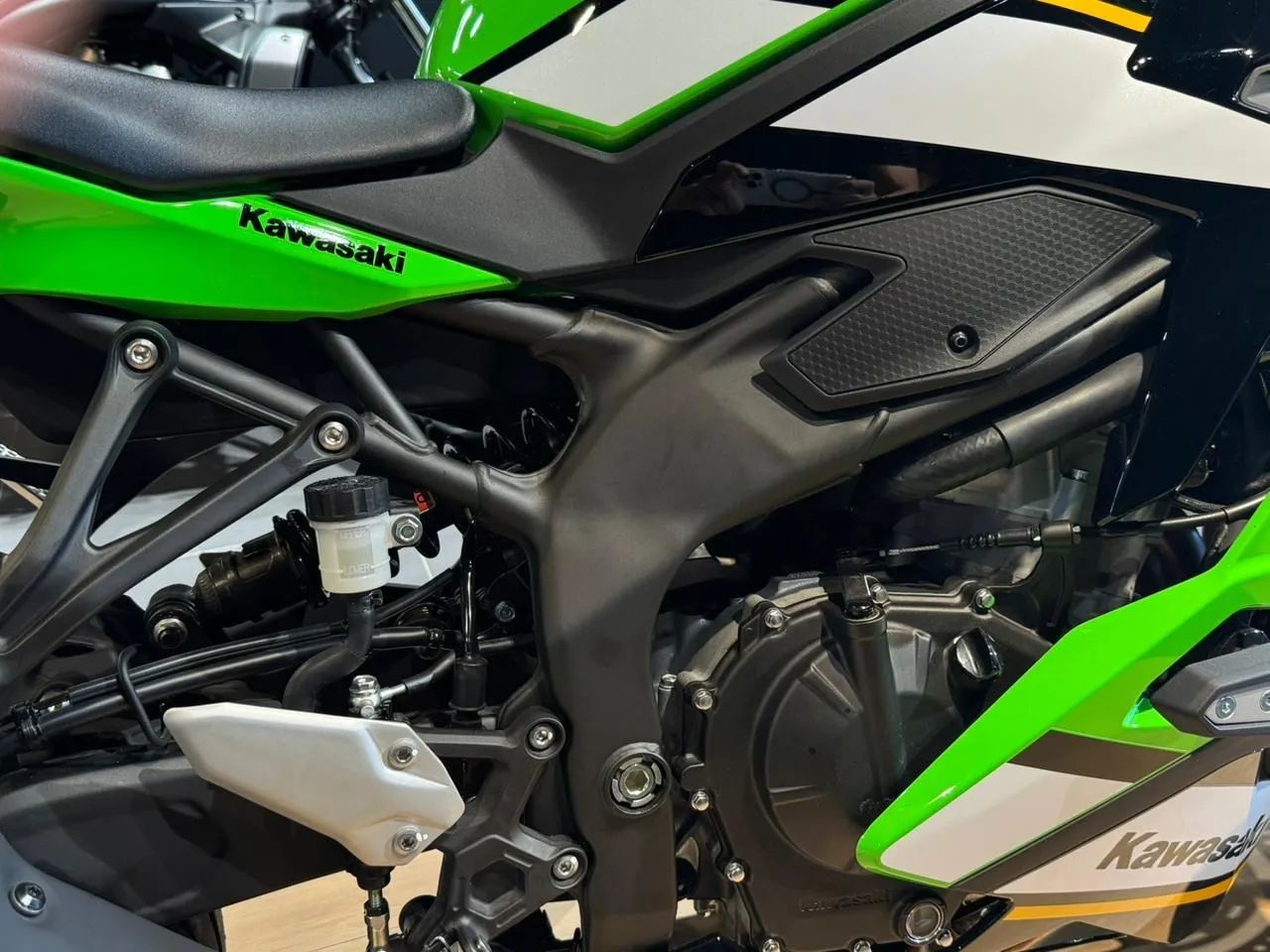 Ninja Zx-4r 2026 - 1504913547 | OLX