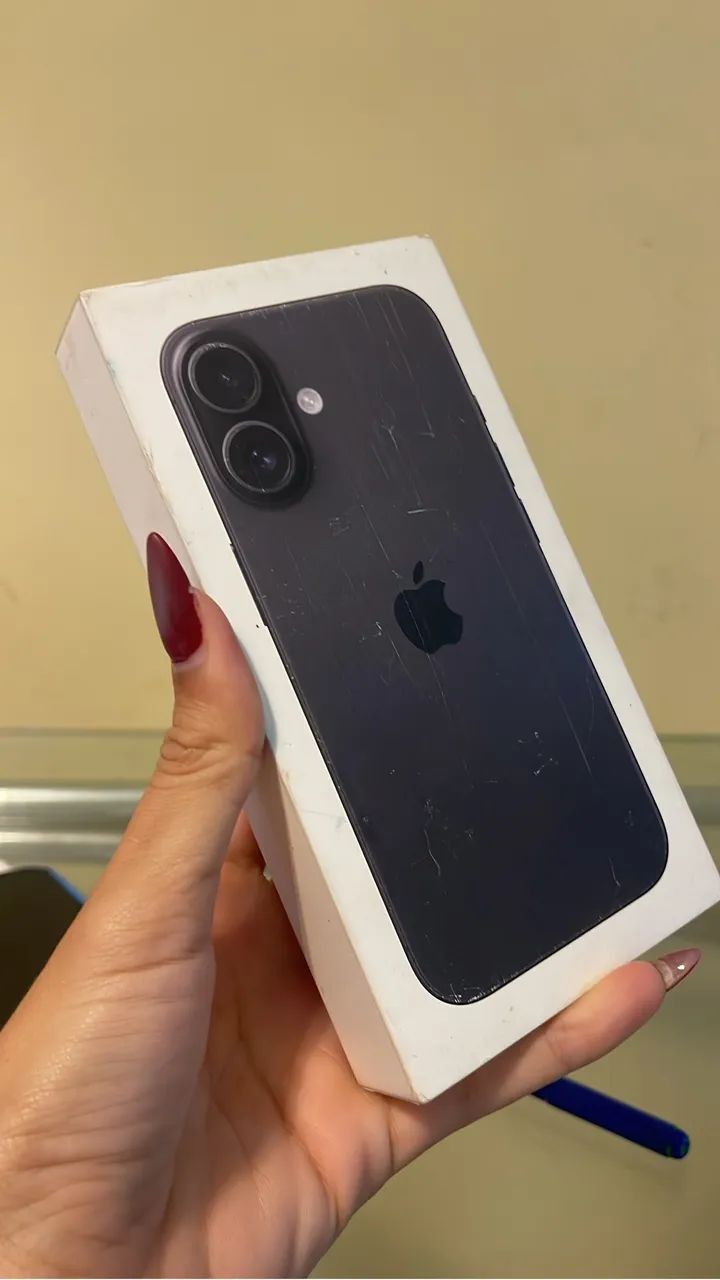 iPhone 16 128GB (LACRADO)
