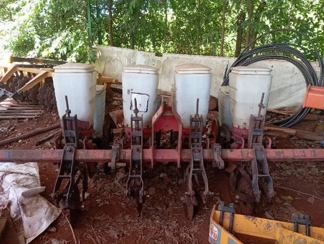 Plantadeira 4 linhas jummil plantio direto - Foto 3