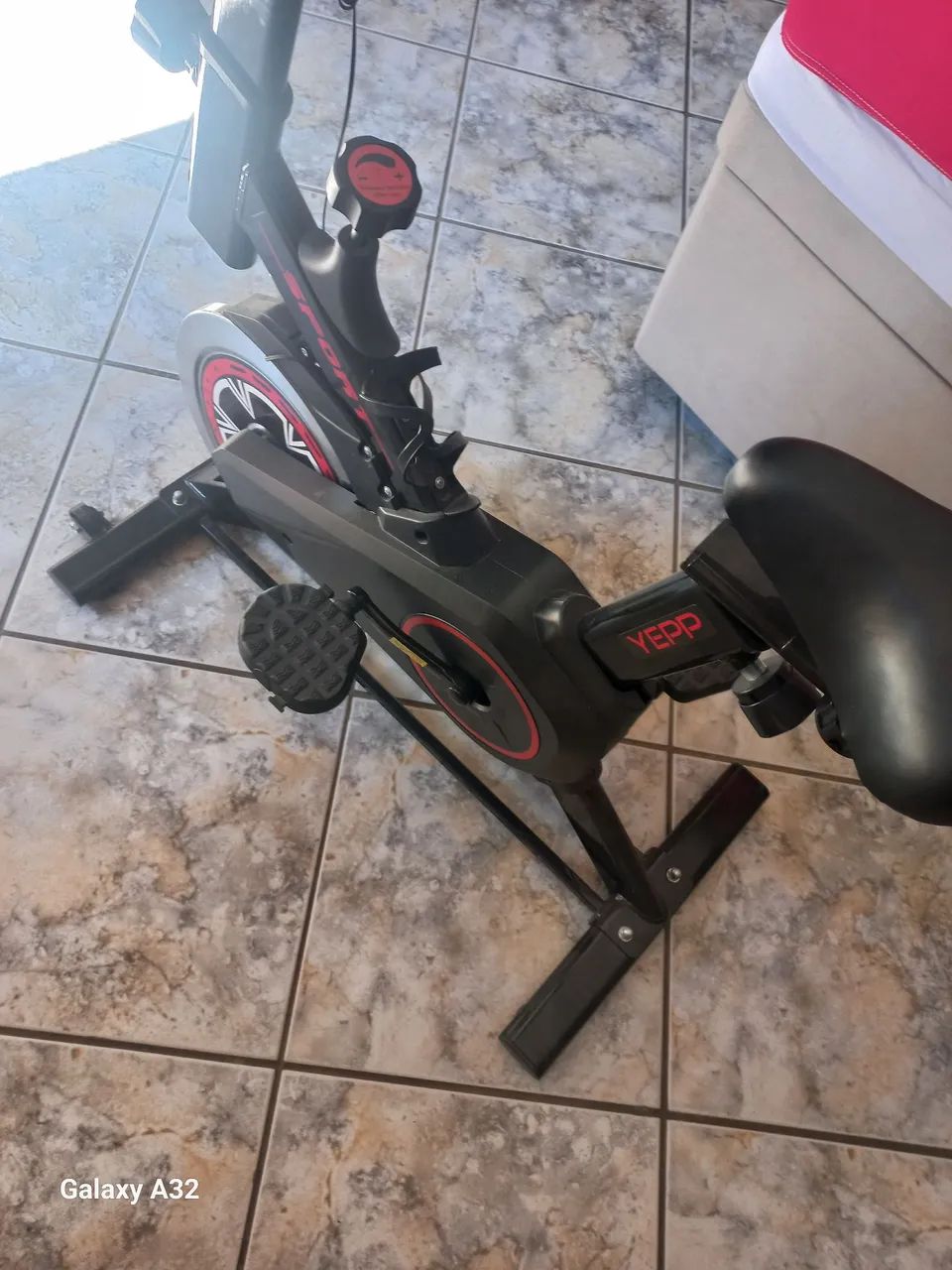 Bicicleta ergométrica nova pouco uso - Foto 3