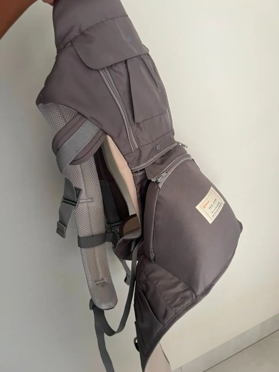 Canguru ergonômico marca aibao usado apenas 3 vezes - Foto 2