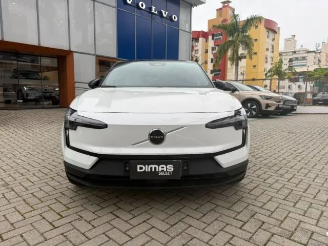 Volvo EX30 E60 Ultra (elétrico) 2024 - Foto 2