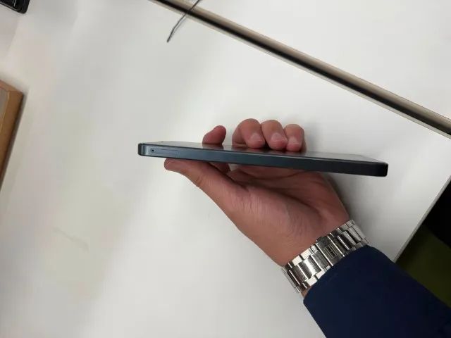 Celular A16