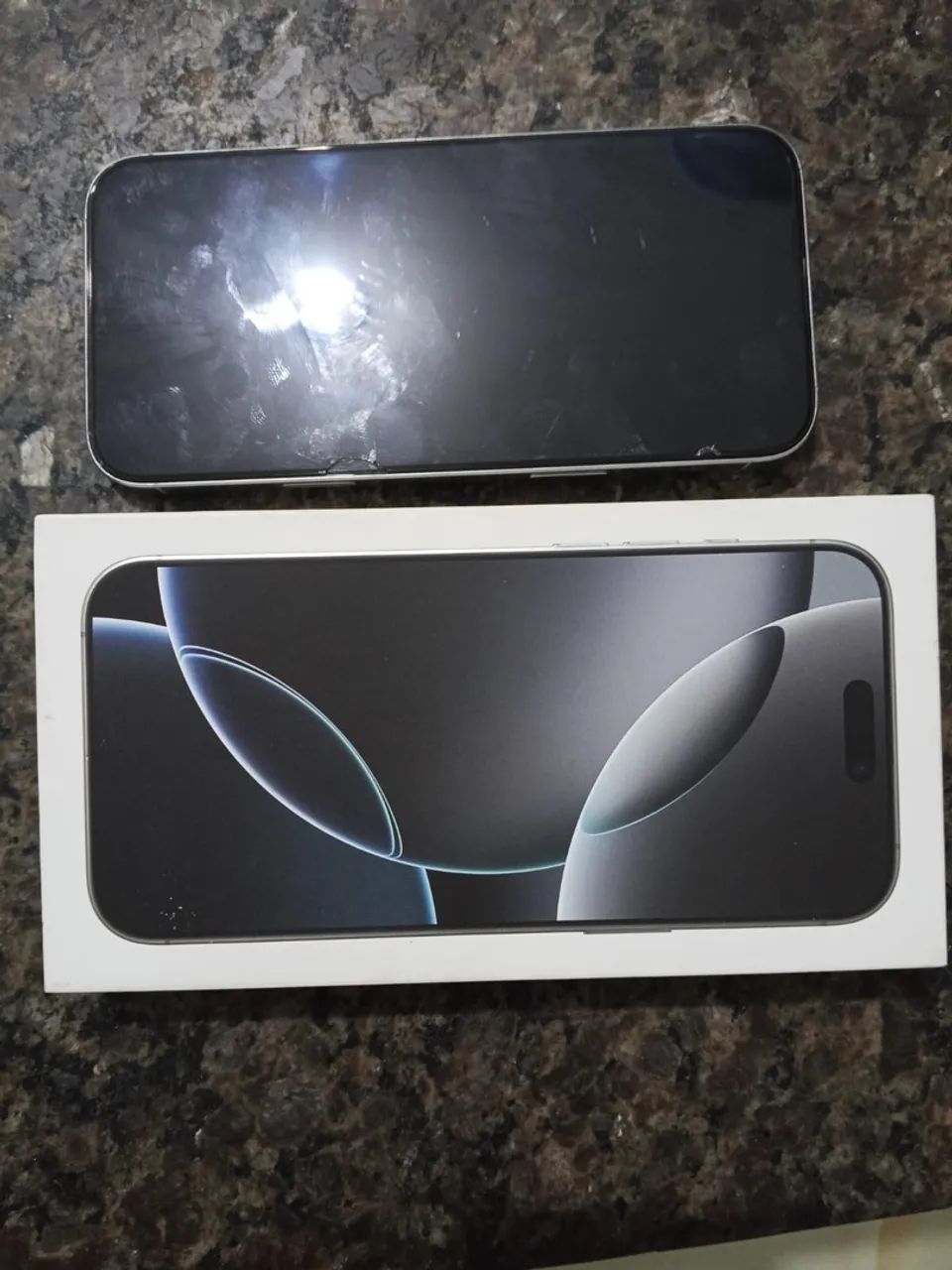 Vendo iPhone 16 pro Max  - Foto 2