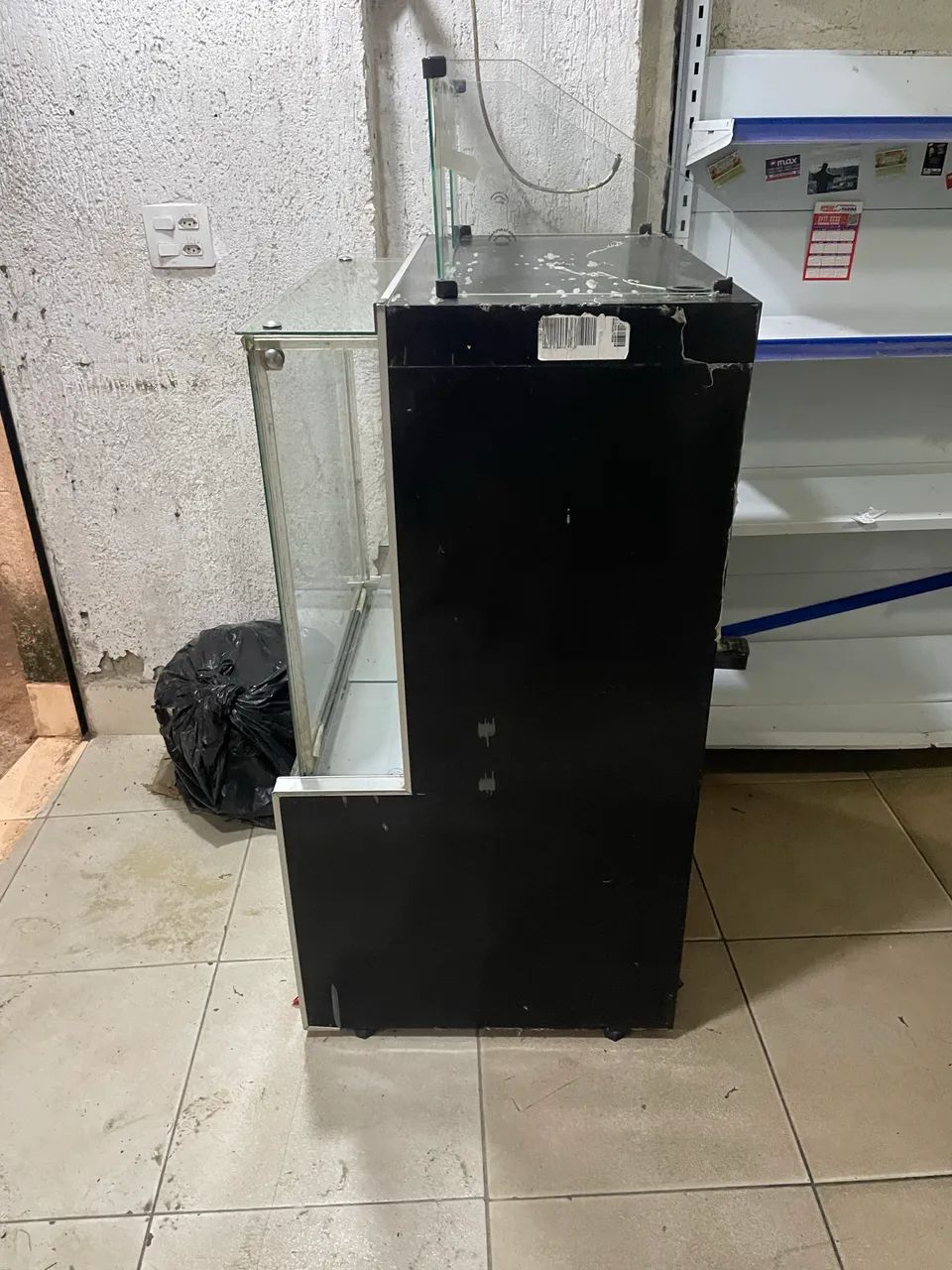Vendo balcão expositor  Seco bivolt gelopar