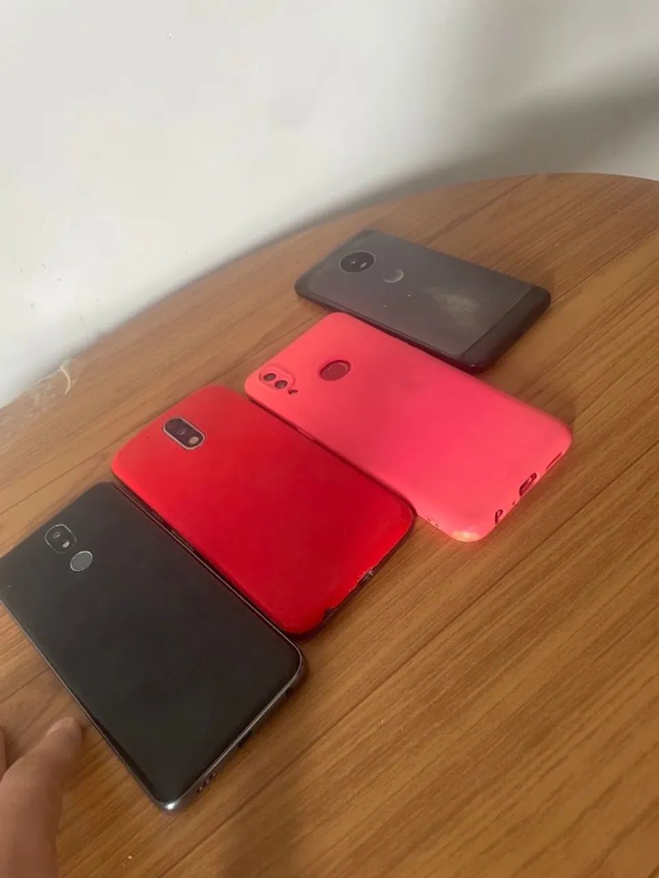 Lote com 4 Celulares Quebrados para Retirada de Peças - Foto 3