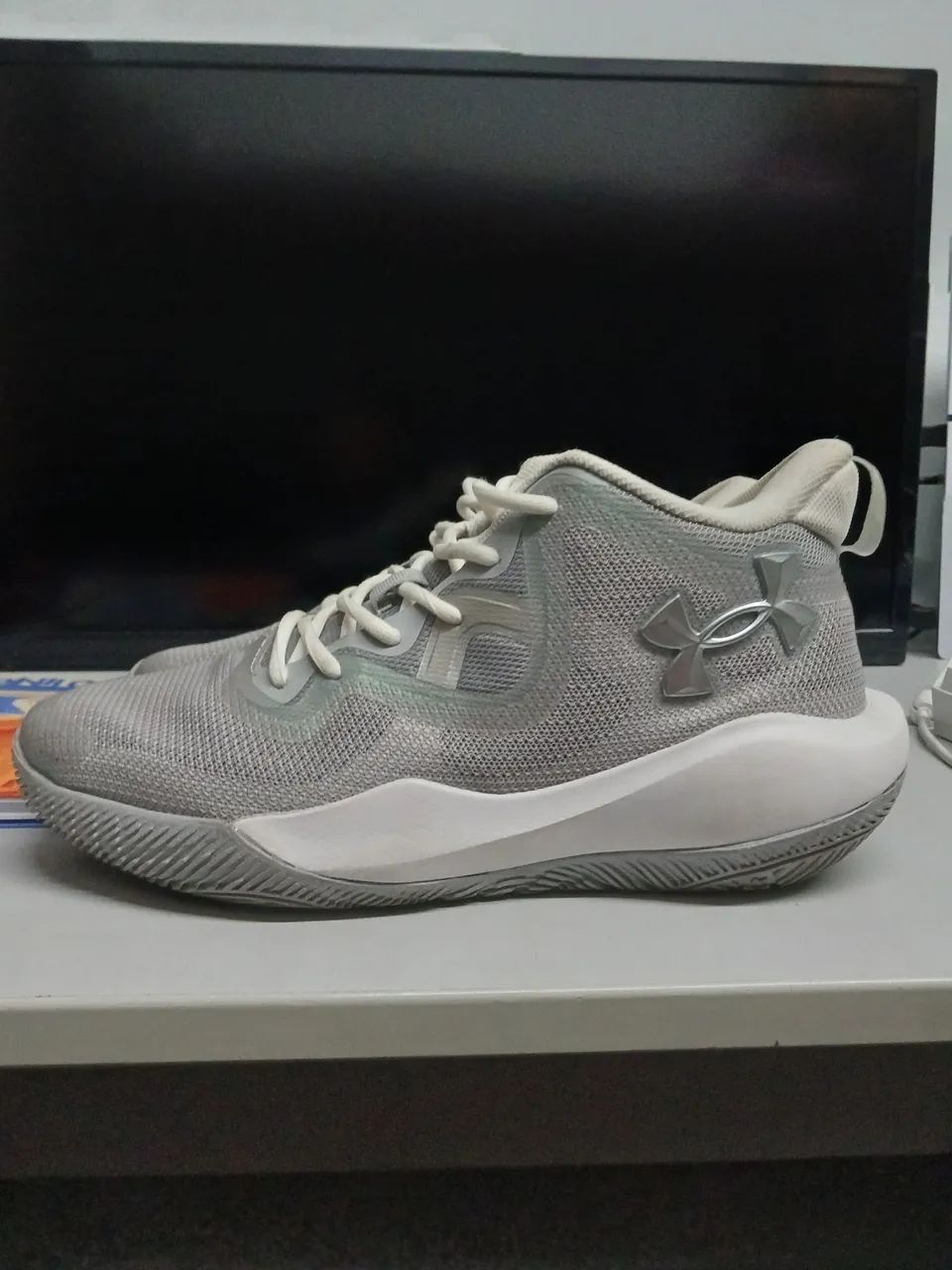 Tênis Under Armour Bankshot original - Foto 3