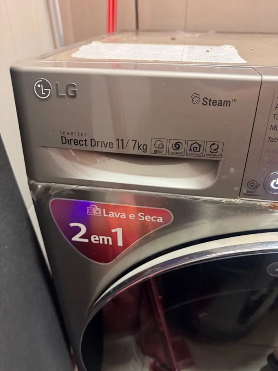 Máquina de lavar e secar LG 11kg