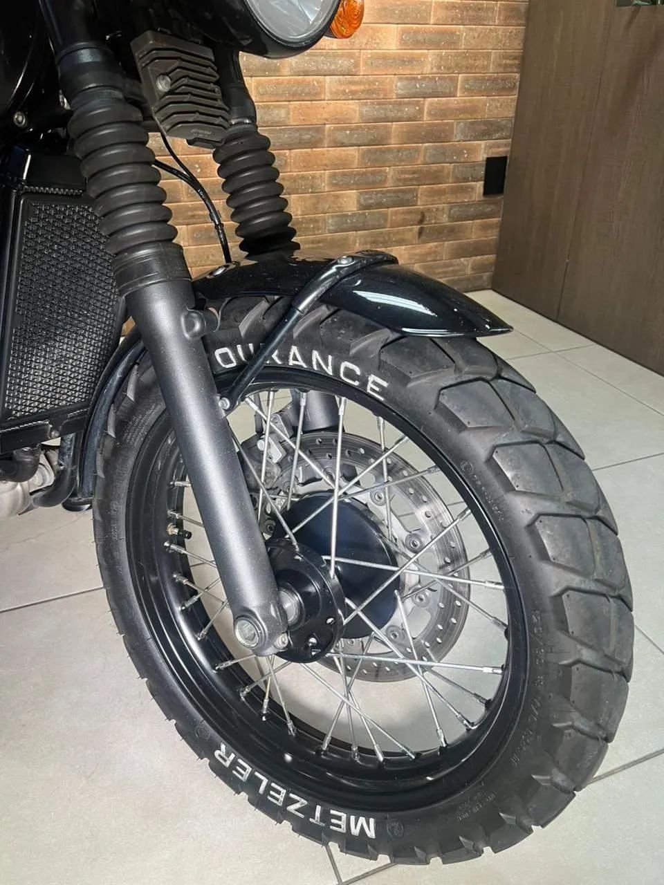 TRIUMPH BONNEVILLE T 100 BLACK 2018 - Foto 5