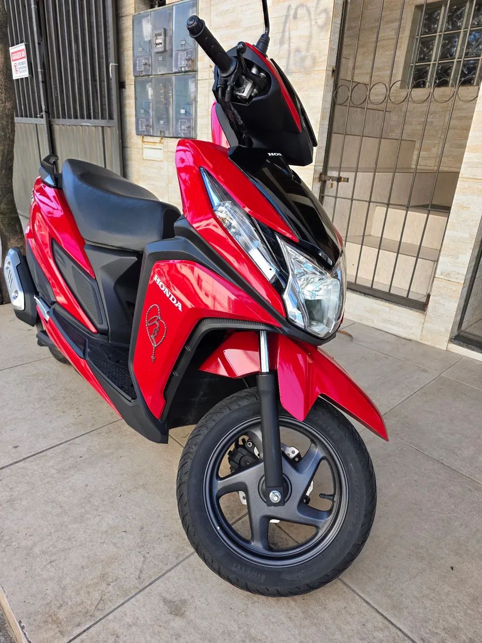 Moto de mulher - Foto 2