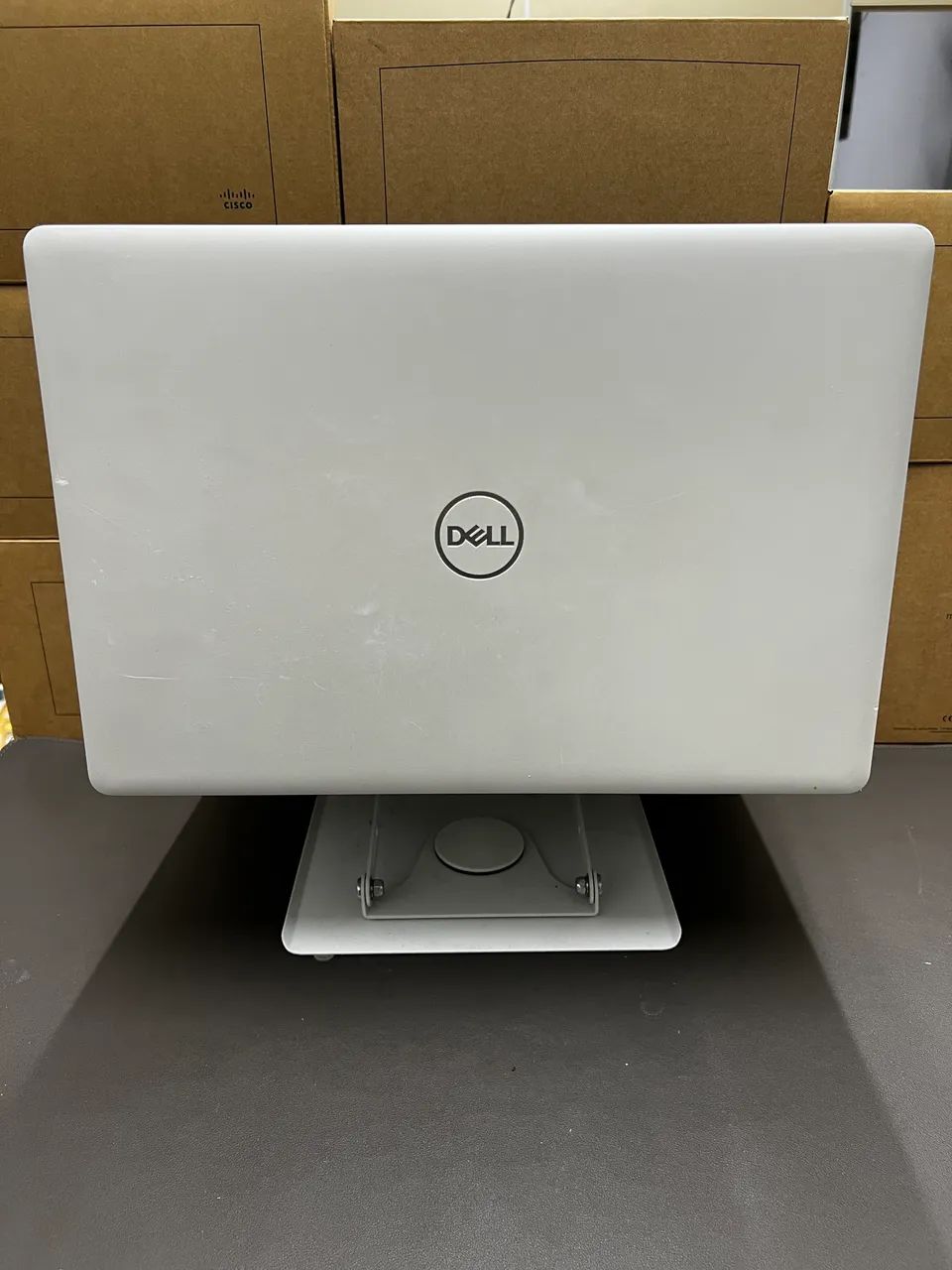 Notebook Dell |  Intel Core i7 8Th  | Vídeo Radeon 2GB | 8GB | SSD 256Gb