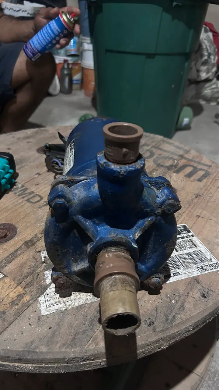 Manutenção em bombas centrífugas e Motores elétricos  - Foto 4