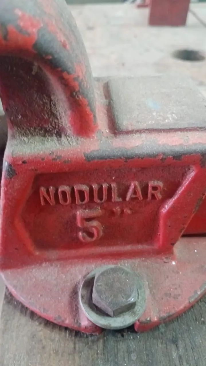 Bancada Reforçada com Morsa Nº 5 + 2 Morsas para Madeira - Foto 5