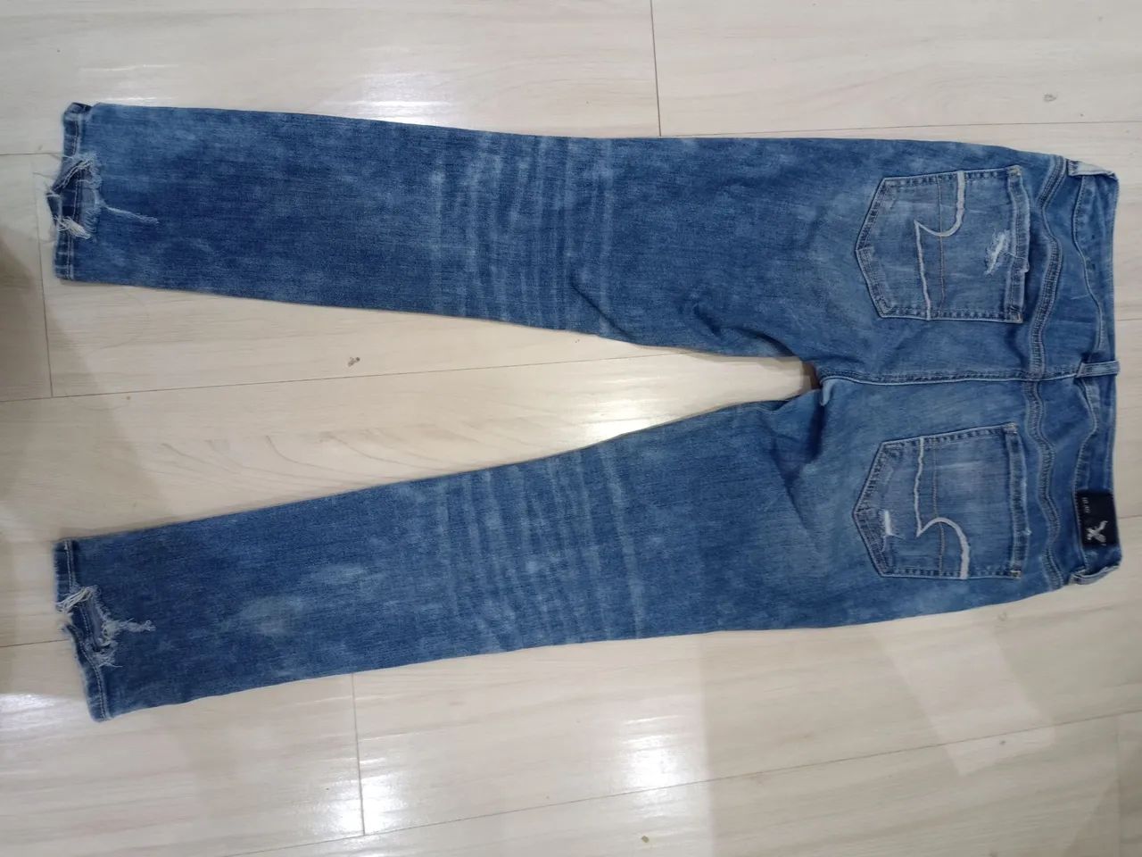 Calça Jeans feminina American Eagle tamanho 10us - Foto 2