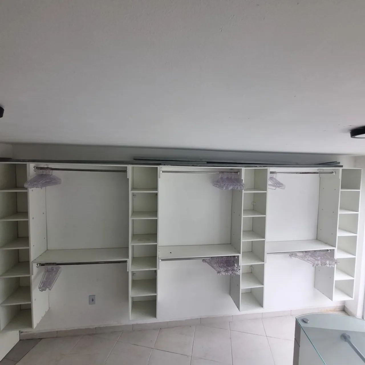 Móveis Para Loja de Roupas Pronta  - Foto 5