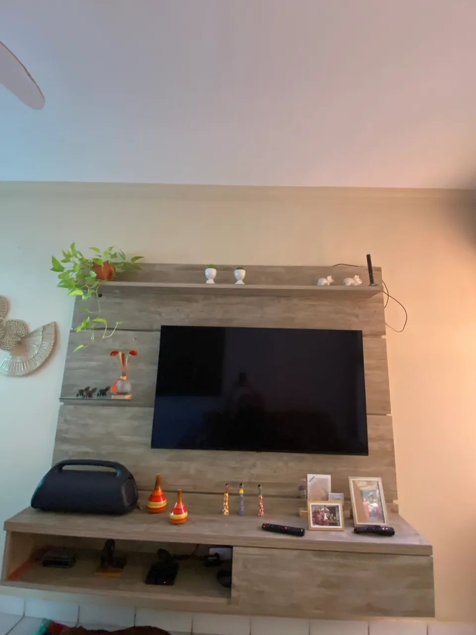 Home de tv - Foto 2