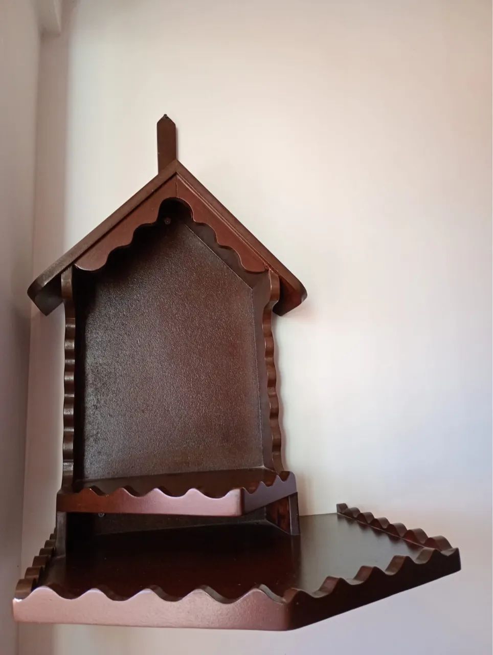 Oratório de parede em madeira