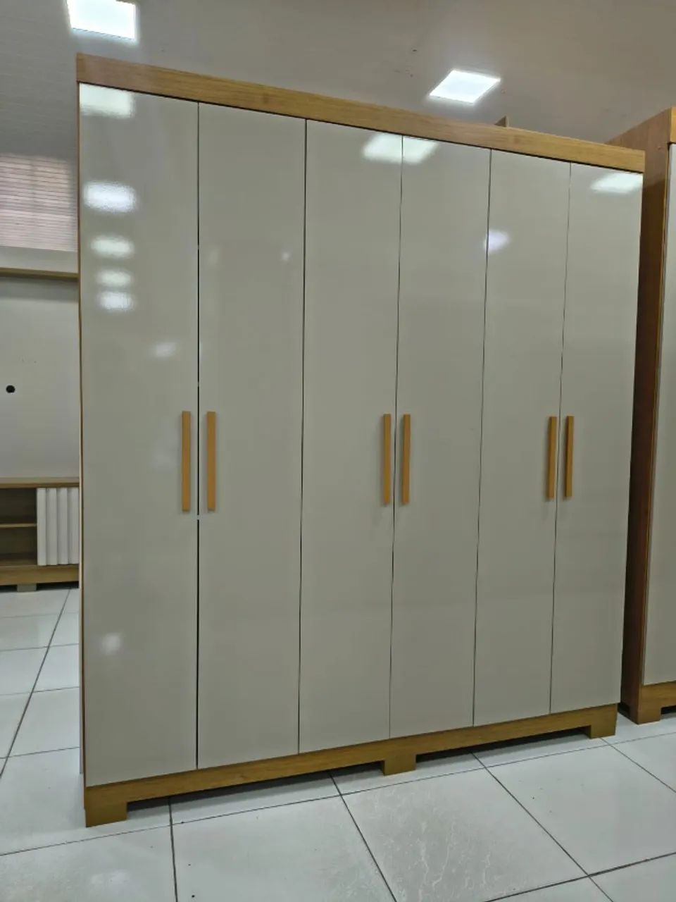 Guarda roupa 100% MDF Lana