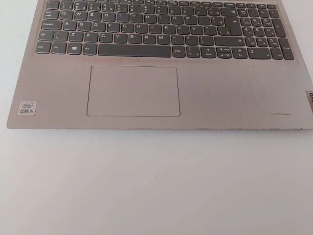 VENDO Notebook Lenovo IdeaPad 3 15IML05 - Foto 4