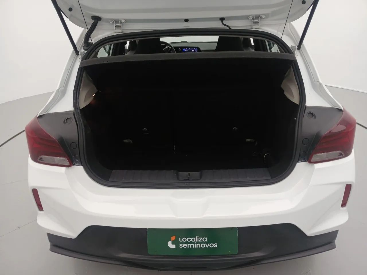 Chevrolet Onix Hatch 1.0 12V Flex Mec. 4P, foto 9 de 18