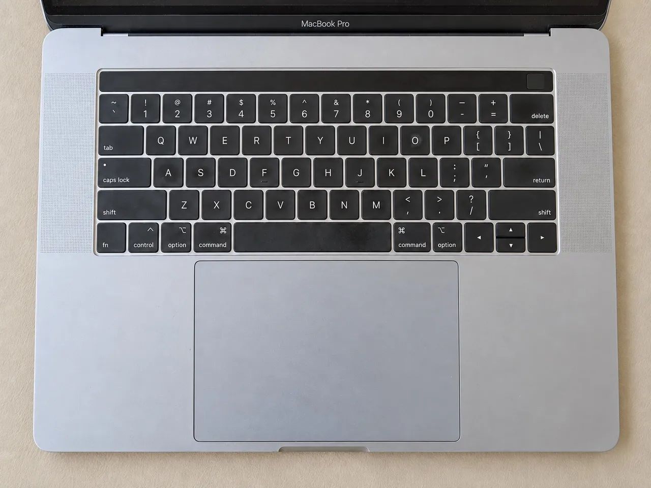 MacBook Pro 15 2018 Intel Core i7 - 16 GB RAM - SSD 250 GB