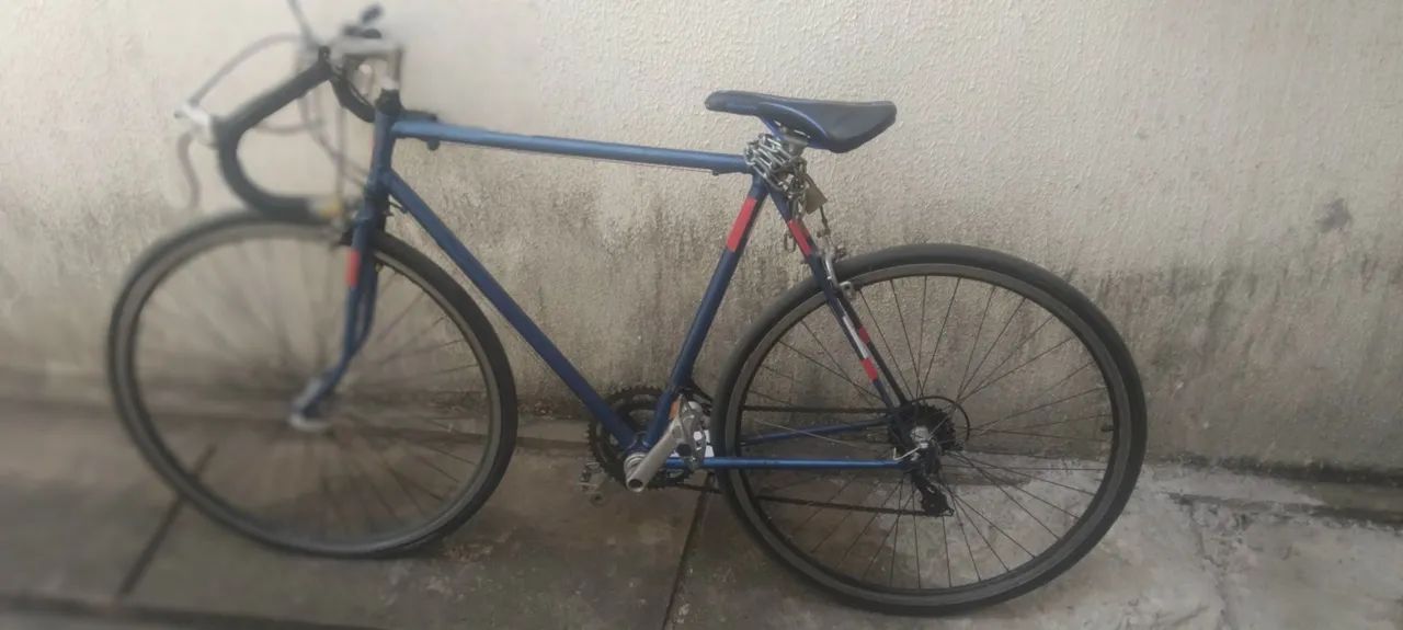 Bicicleta estilo speed