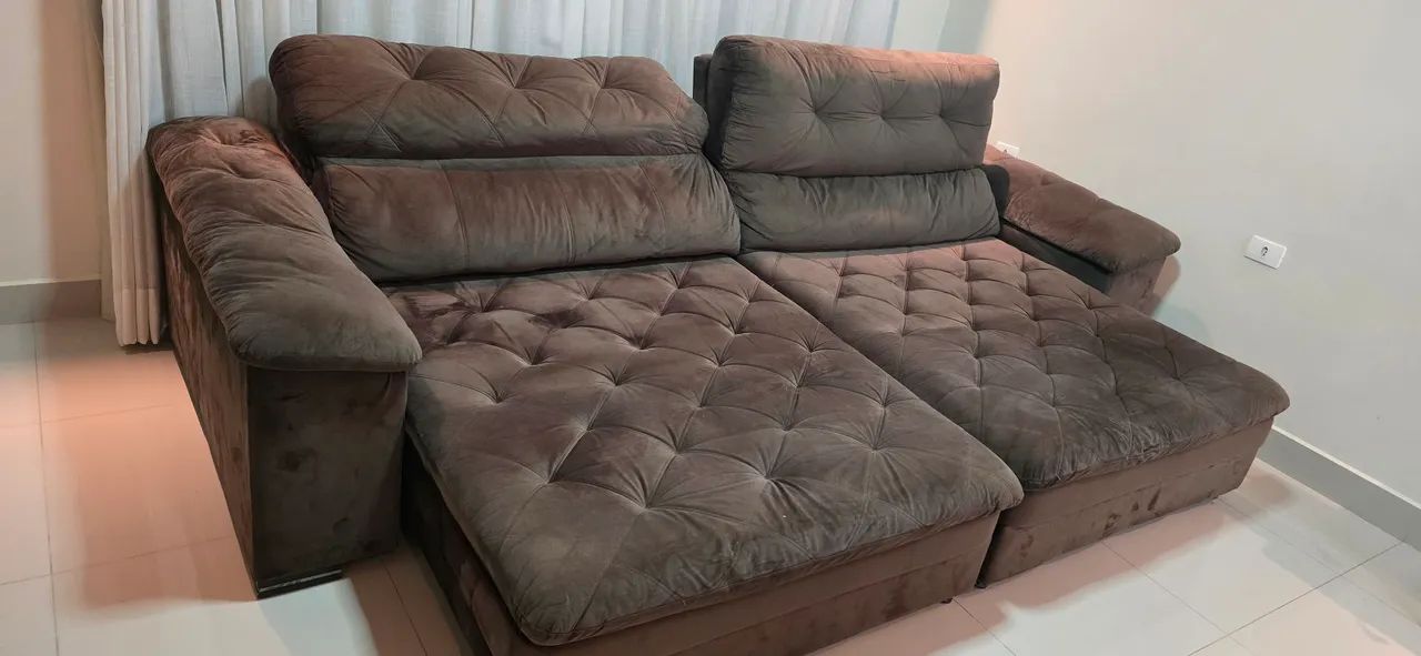 Sofa cama retrátil  vendo ,lindo e confortável medida de 3. Mts e assento 2.40 mts - Foto 4